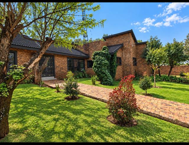 4 BEDROOM HOUSE FOR SALE IN THREE RIVERS PROPER